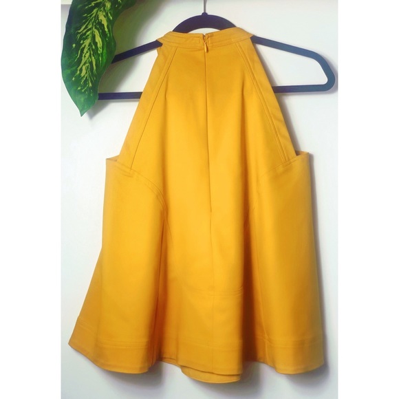 Halter Top - Picture 3 of 3